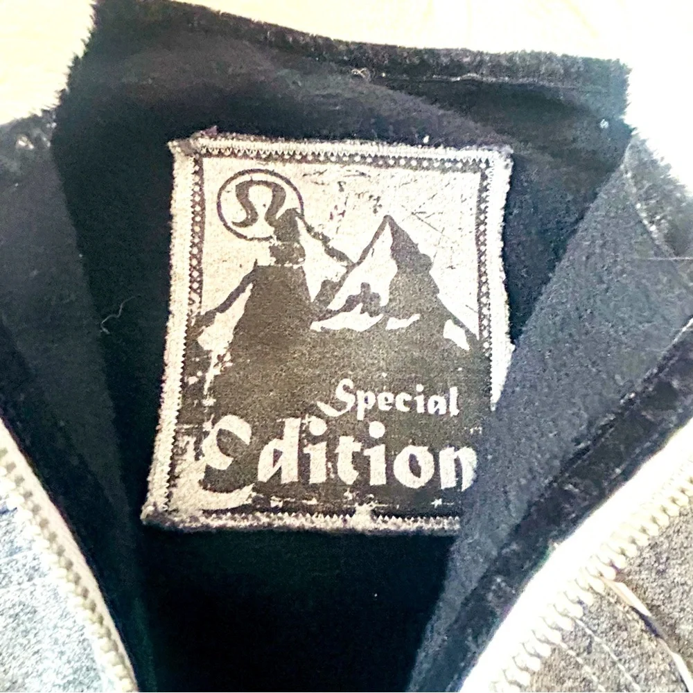 Lululemon Hooded Vest Sherpa Lined SPECIAL EDITION Gray Quilted Women’s RARE